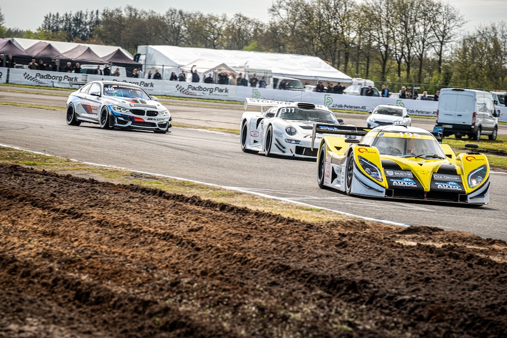 Masser af Special Saloon Cars klar til Ring Djursland.
(Foto: Grippo)
